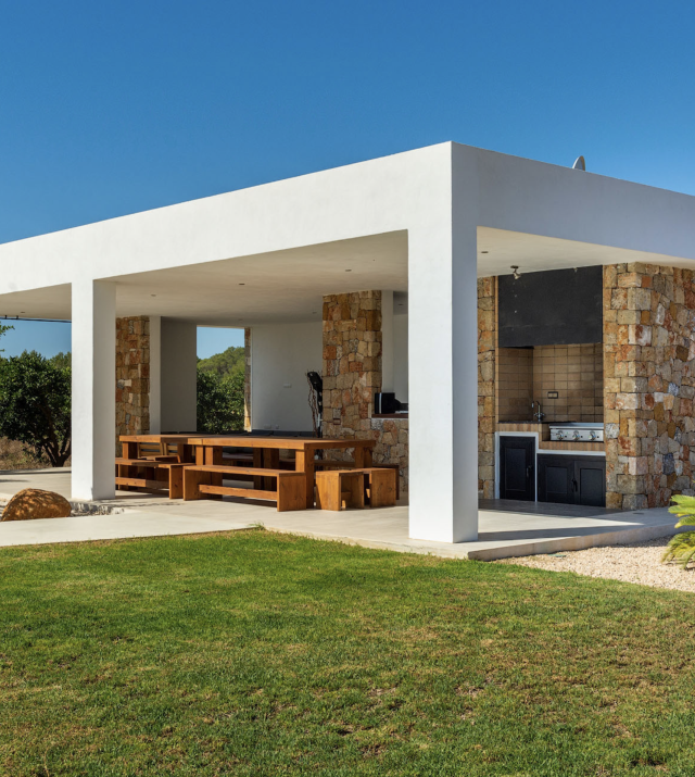 resa estates ibiza for rent villa santa eulalia 2021 can cosmi family house private pool outdoor kitchen.jpg